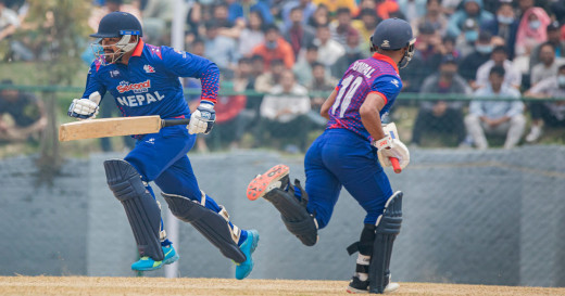 एसीसी प्रिमियर लिग : कतारविरुद्ध ब्याटिङ गर्दै नेपाल